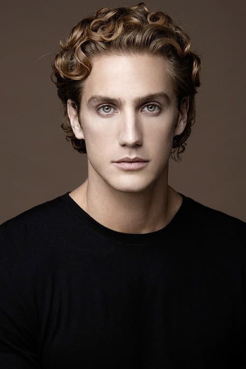 Фото Eugenio Siller