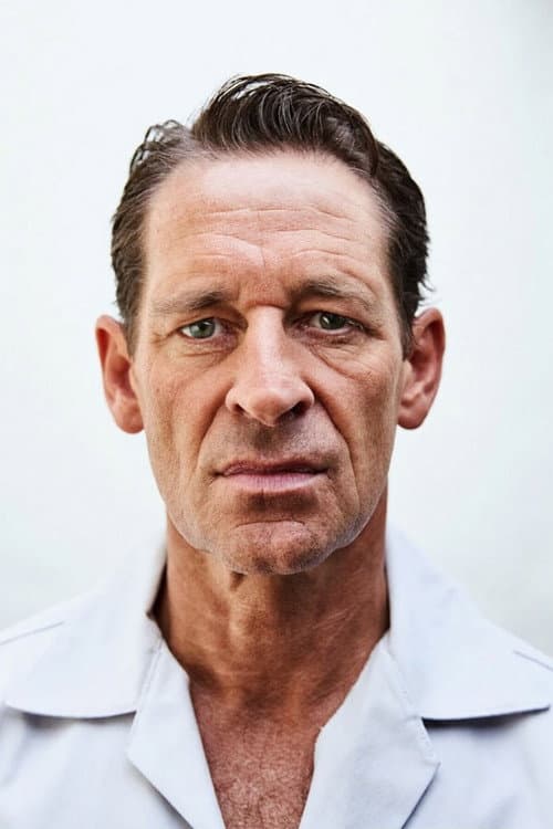Фото Max Tidof