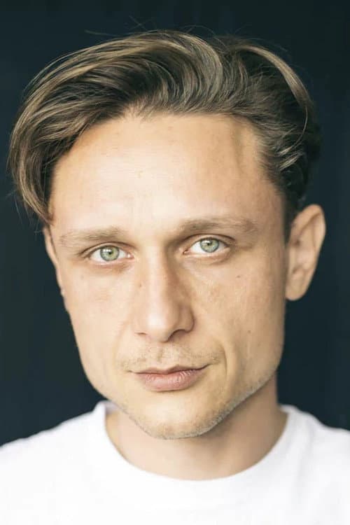 Фото Cezar Grumăzescu