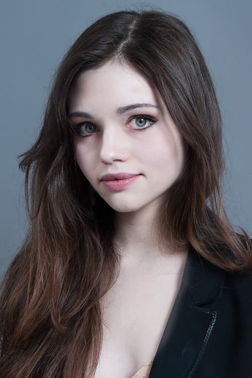 India Eisley photo