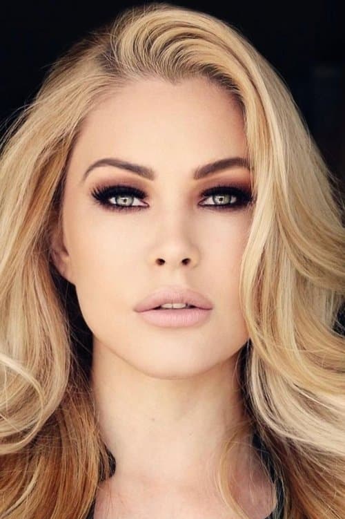 Фото Shanna Moakler