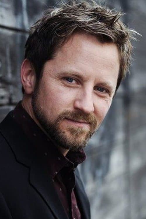 Фото Gordon Michael Woolvett