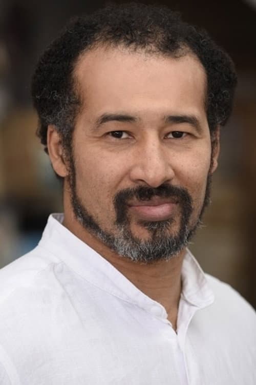 Фото Frédéric Kontogom