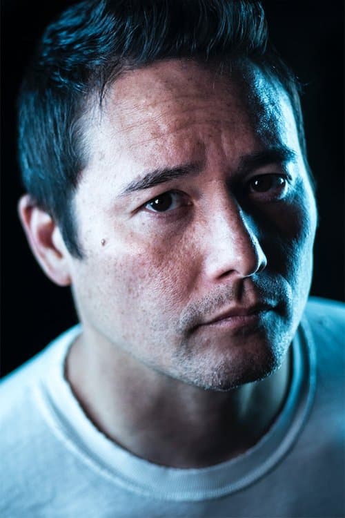 Фото Johnny Yong Bosch