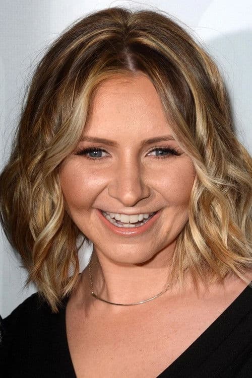 Фото Beverley Mitchell
