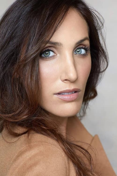 Фото Brooke Hutton