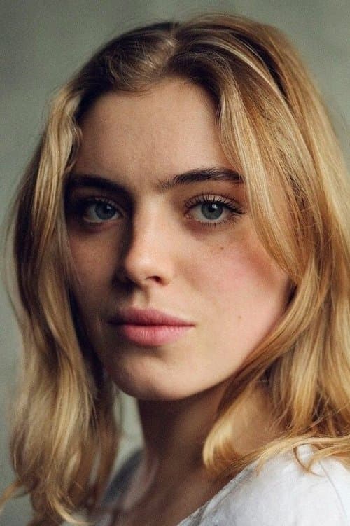 Фото Bella Maclean