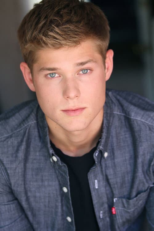 Фото Mason Dye
