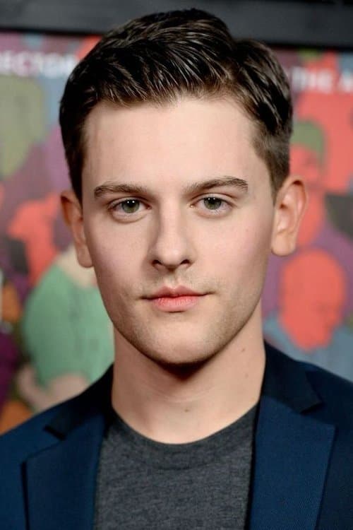 Фото Travis Tope