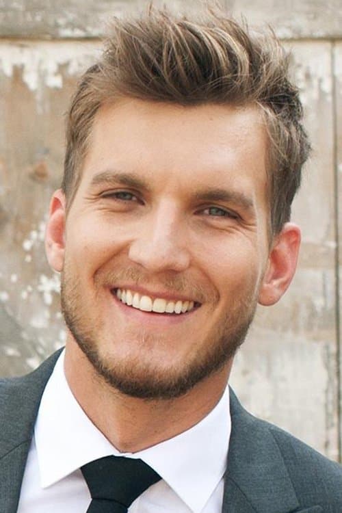 Фото Scott Michael Foster
