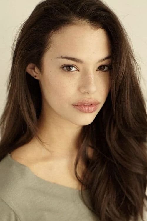 Фото Chloe Bridges