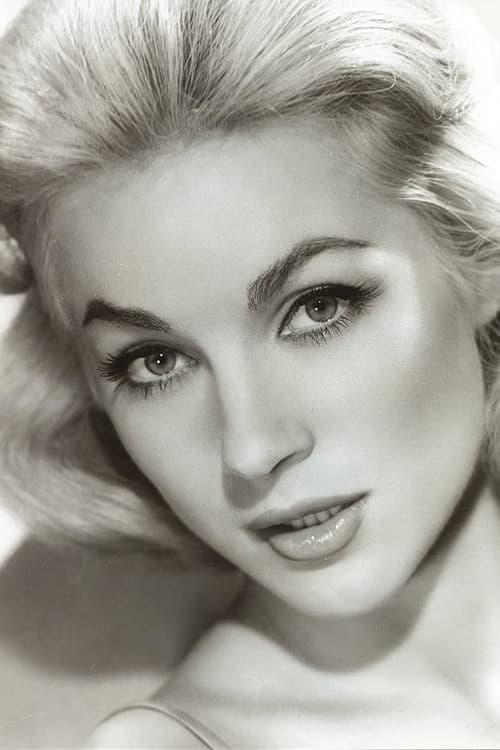 Фото Shirley Anne Field