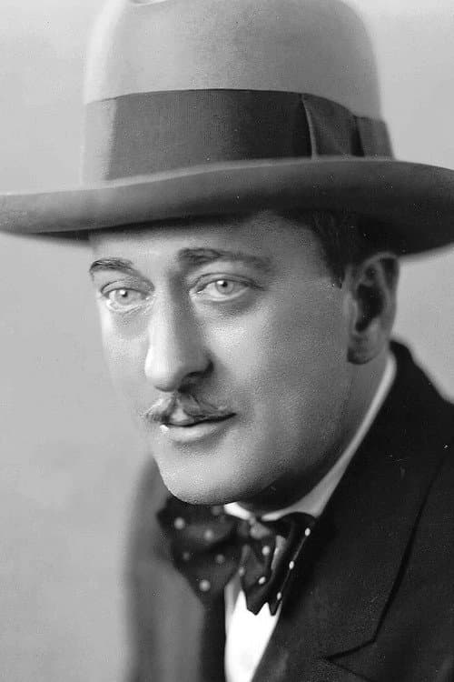Фото Walter Percival