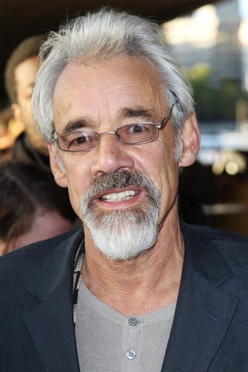 Фото Roger Lloyd Pack