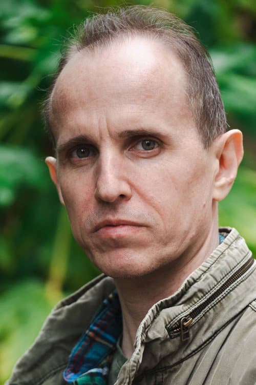 Фото Lee Neville