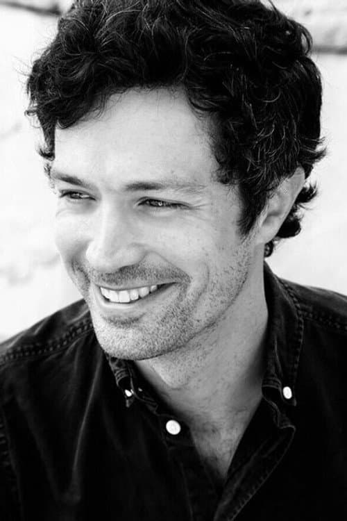 Фото Christian Coulson