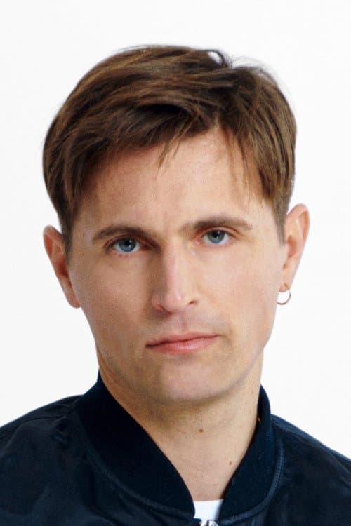 Фото Raphaël Quenard