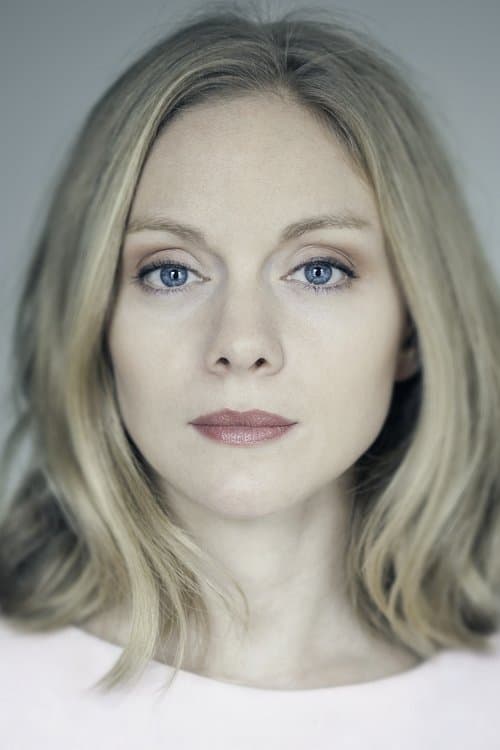Фото Christina Cole