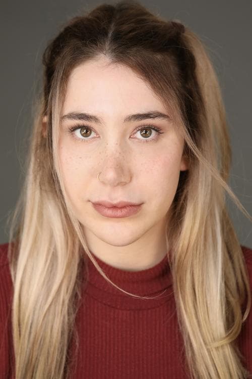 Фото Emma Raimi
