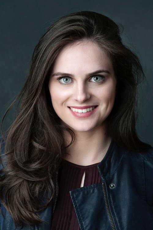 Фото Hallie Samuels