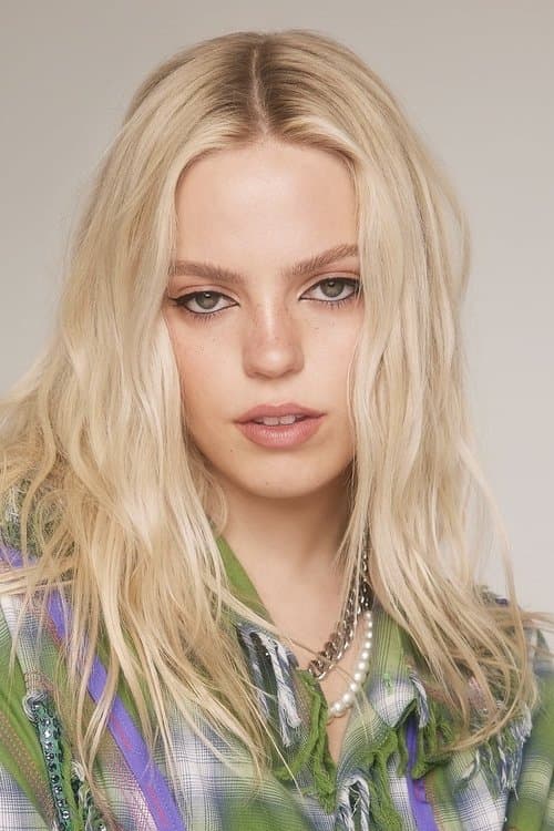 Фото Reneé Rapp