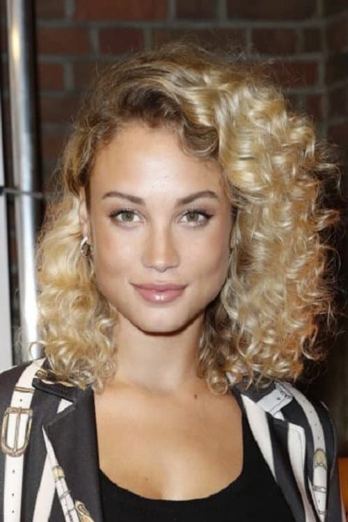 Фото Rose Bertram