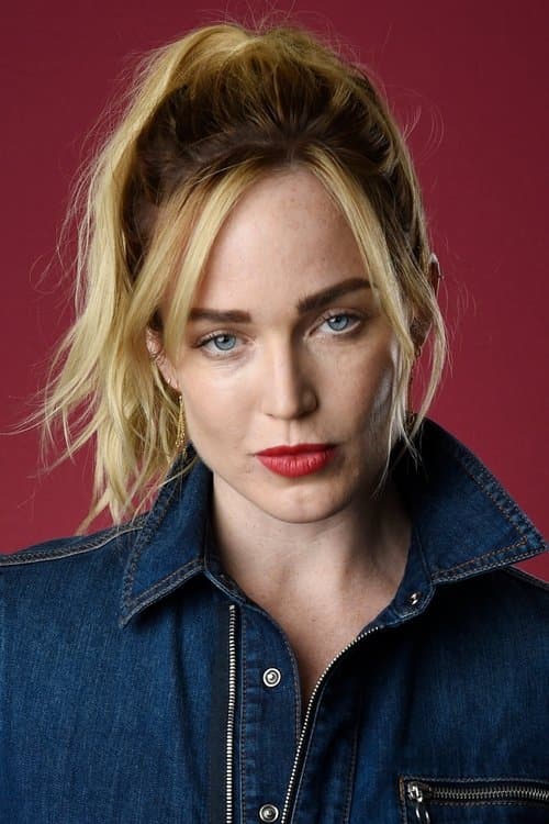 Фото Caity Lotz