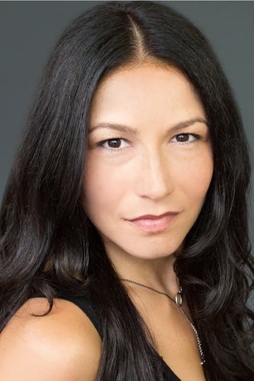 Фото Tamara Podemski