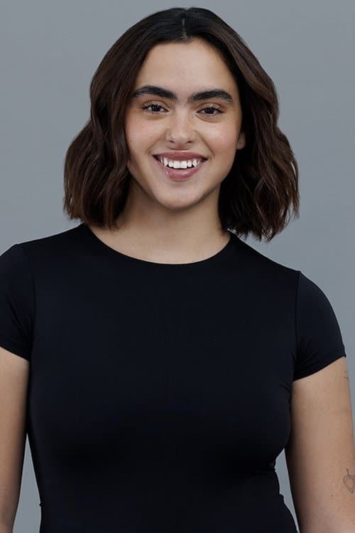 Julia Maque photo