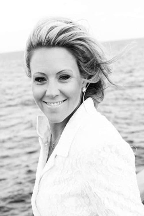 Фото Anna Elizabeth James