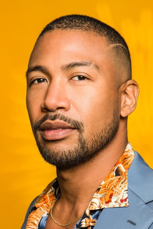 Фото Charles Michael Davis