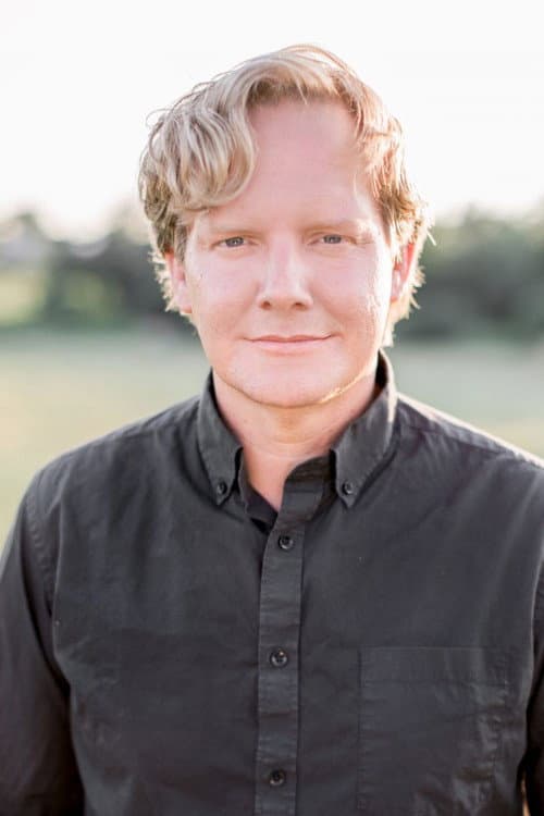 Фото Jonathan Torrens
