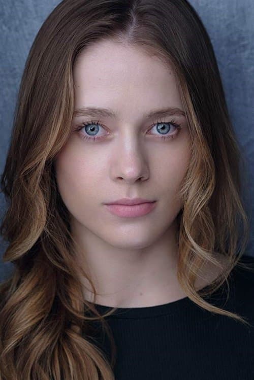 Фото Lily Dodsworth-Evans