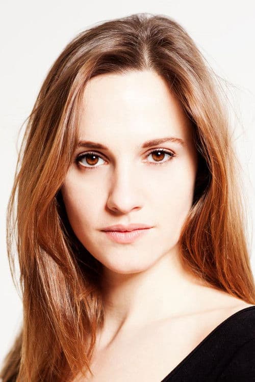 Фото Ruth Bradley