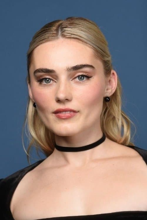 Фото Meg Donnelly