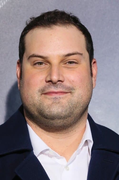Фото Max Adler