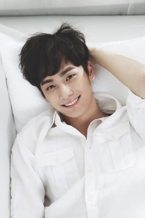 Фото Jo Yoon-woo