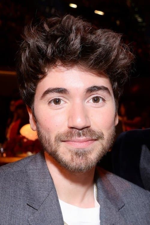 Фото Noah Galvin