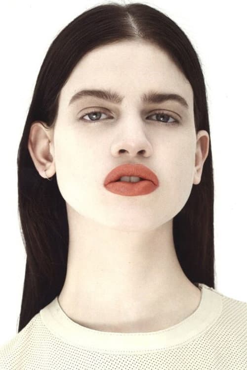 Фото Lily McMenamy