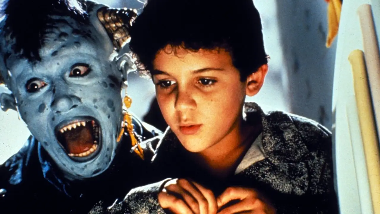 Кадр з фільму Монстрики (1989)