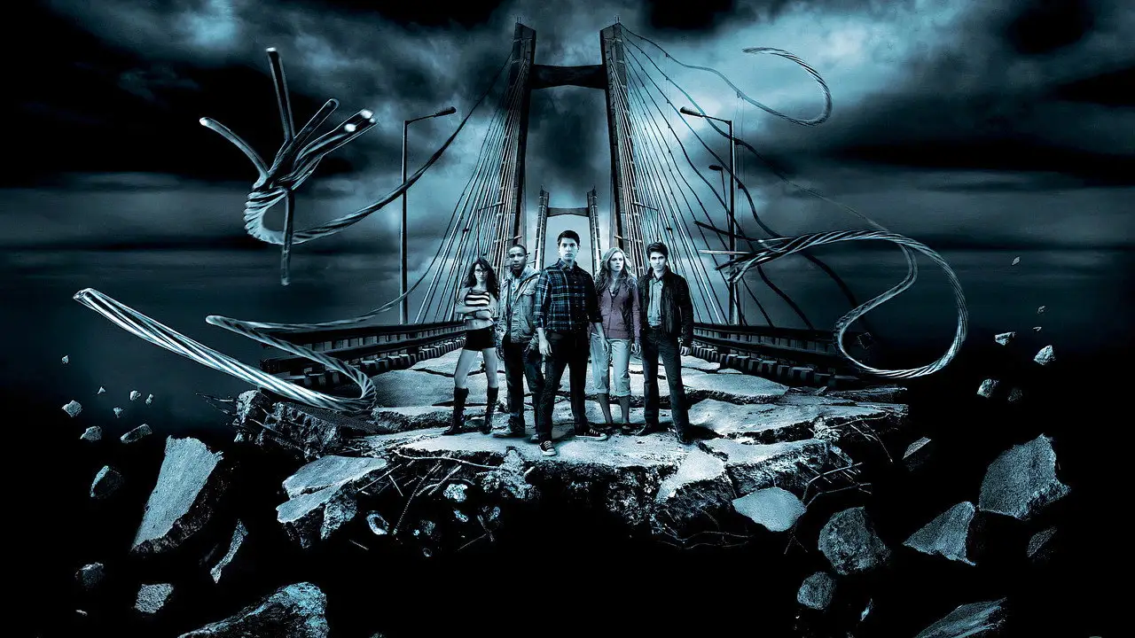 Кадр з фільму Пункт призначення 5 (2011)