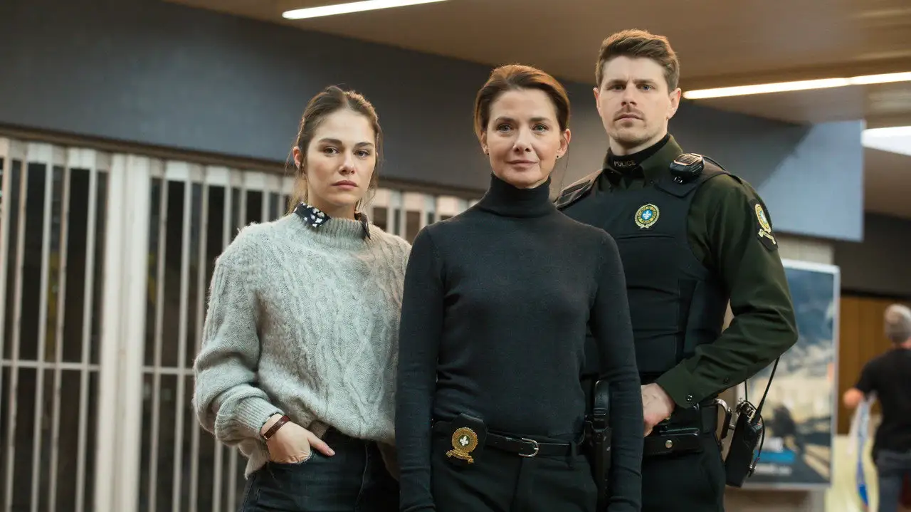 Кадр із серіалу Переломний момент (2019)