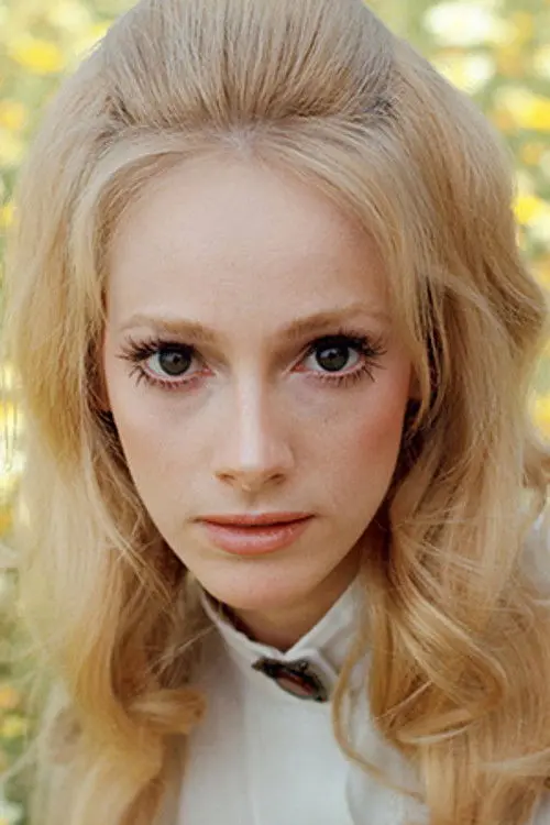 Фото Sondra Locke