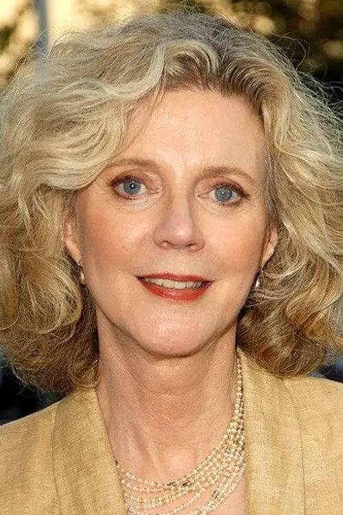 Фото Blythe Danner