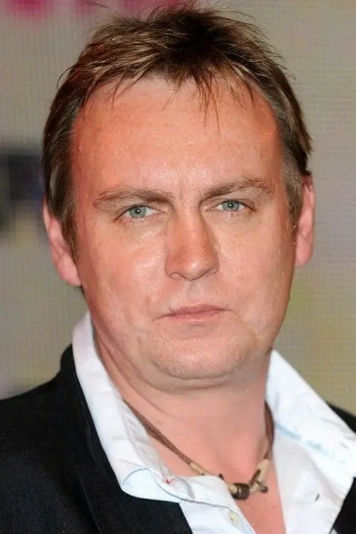Фото Philip Glenister