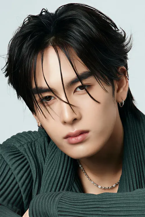 Фото พงศภัค อุดมโภชน์