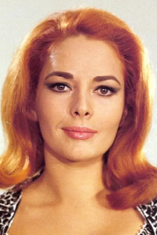 Фото Karin Dor