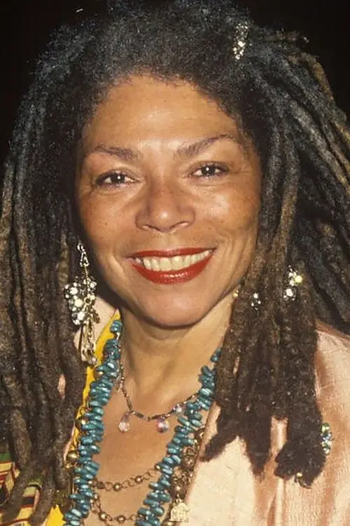 Фото Rosalind Cash