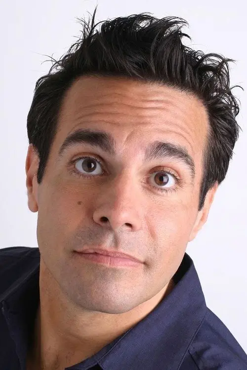 Фото Mario Cantone