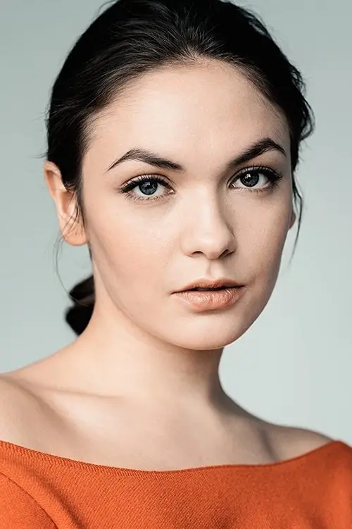 Фото Emma Nova